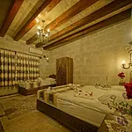 Hotel Valley Cave House