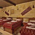 Valley Cave House Hotel