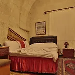 Hotel Valley Cave House 3*