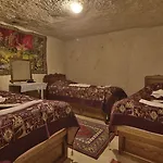 Valley Cave House Hotel