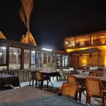 Valley Cave House Hotel Göreme