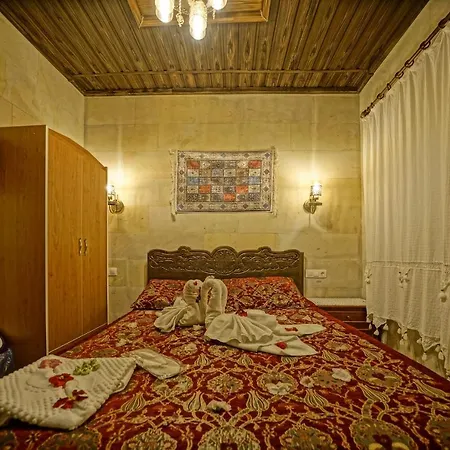 Valley Cave House Hotel