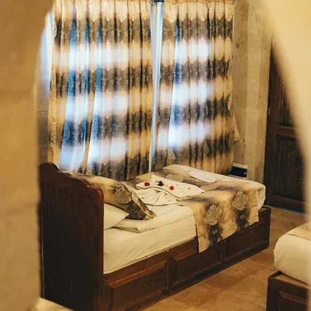 Valley Cave House Hotel