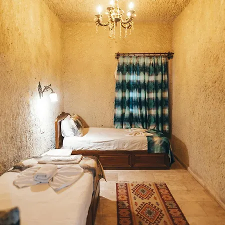 Valley Cave House Hotel