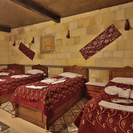 Valley Cave House Szálloda
