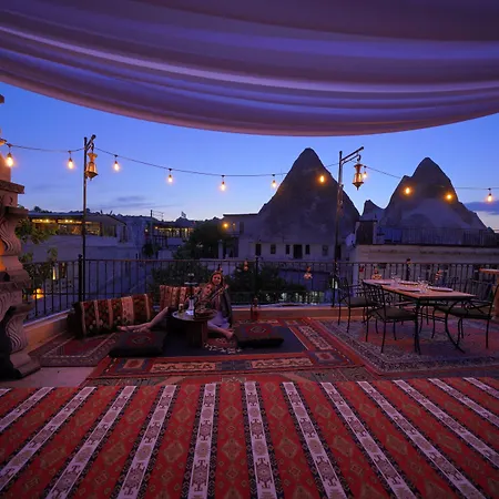 Hotel Valley Cave House