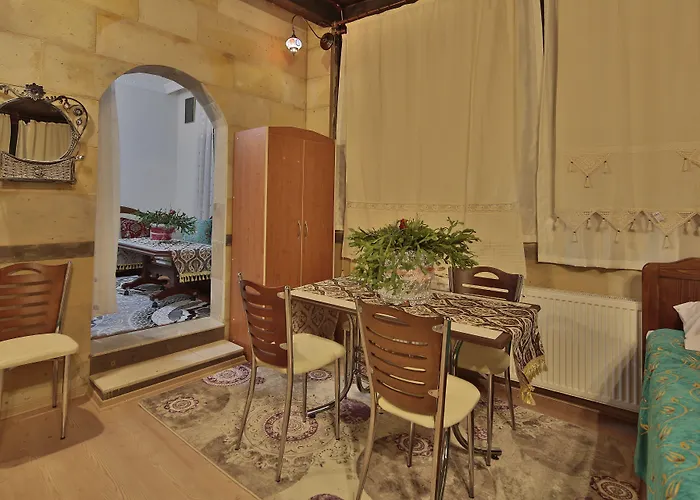 Hotel Valley Cave House 3*