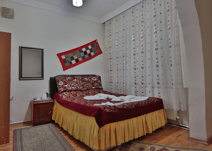 Hotel Valley Cave House 3*